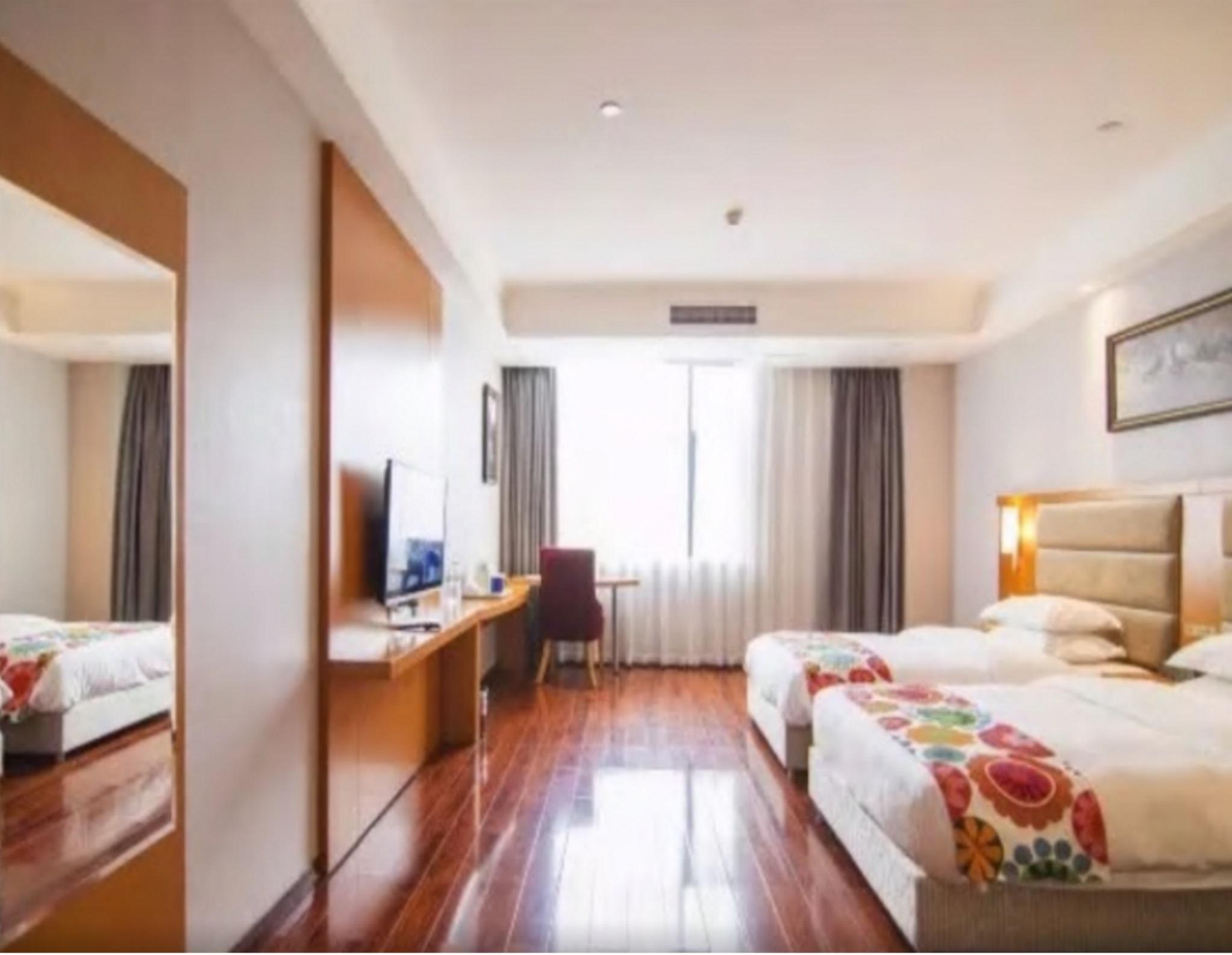 Ibis Chongqing Airport Hotel Exterior photo