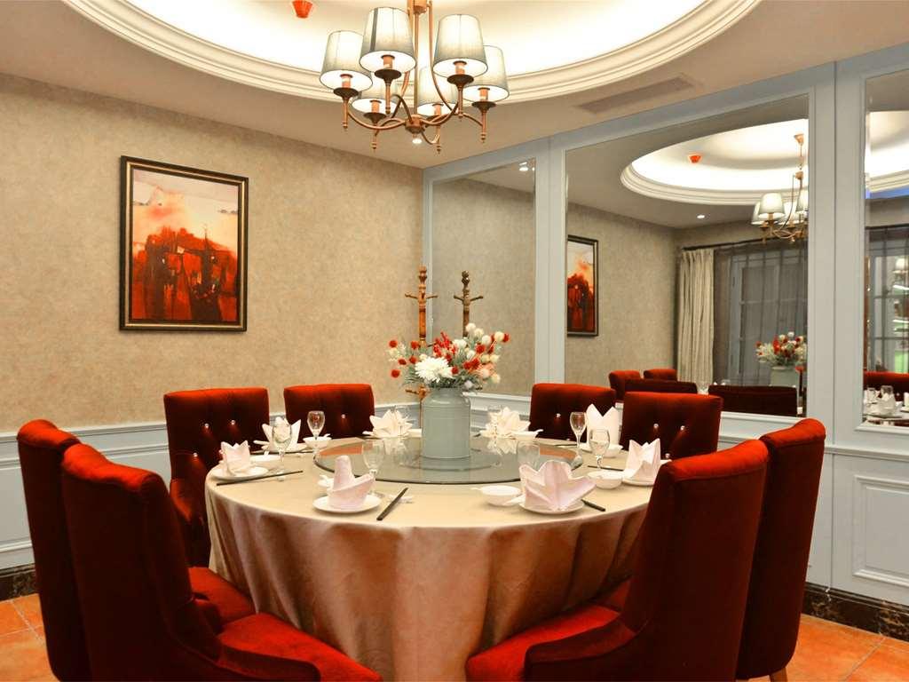 Ibis Chongqing Airport Hotel Exterior photo