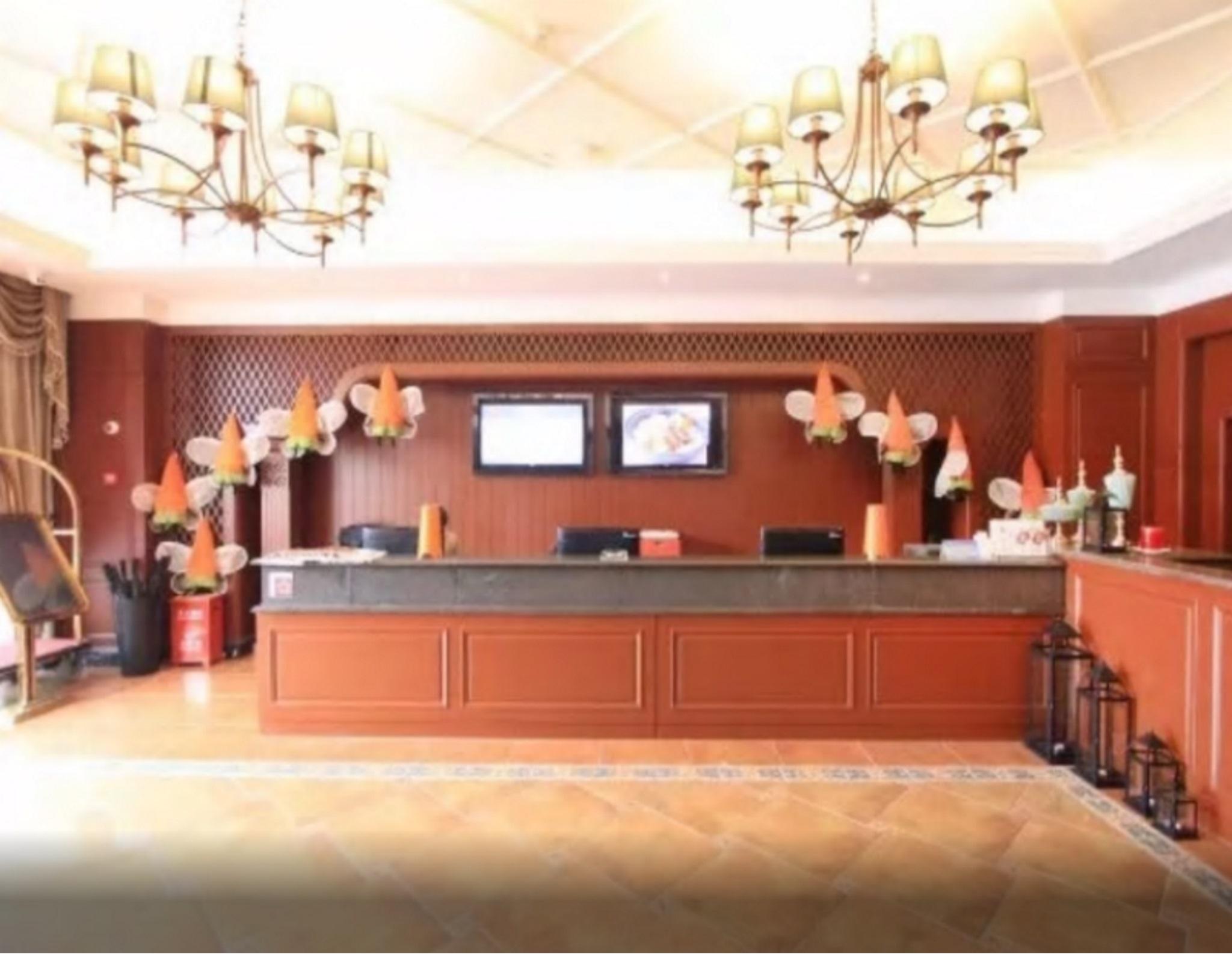 Ibis Chongqing Airport Hotel Exterior photo